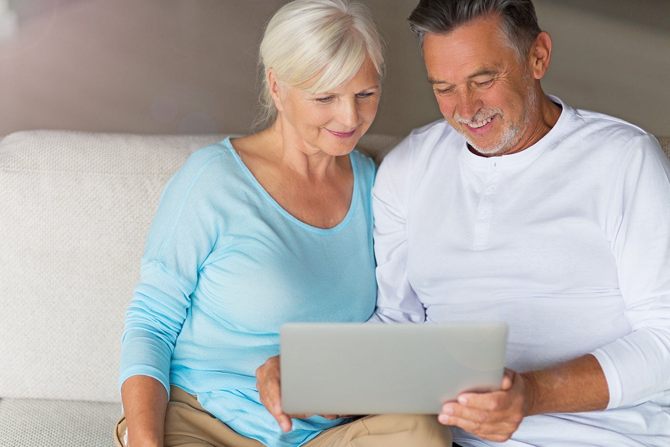 couple using a laptop